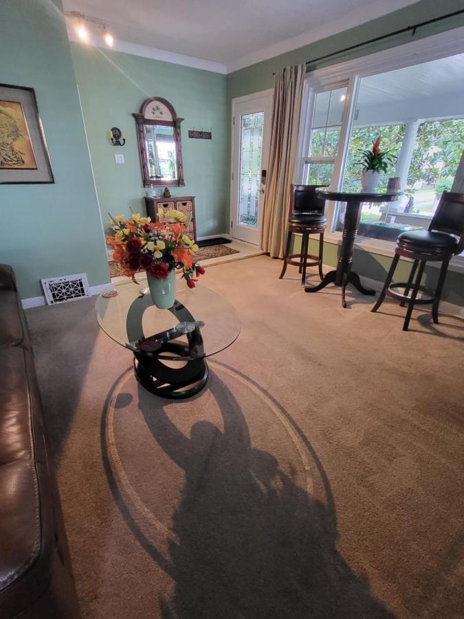 Your Oasis In Niagara Falls Canada Екстериор снимка